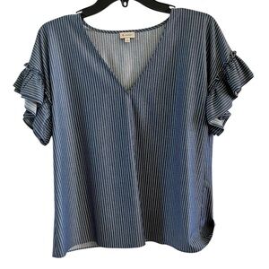 Cremiex, Ladies top, size small